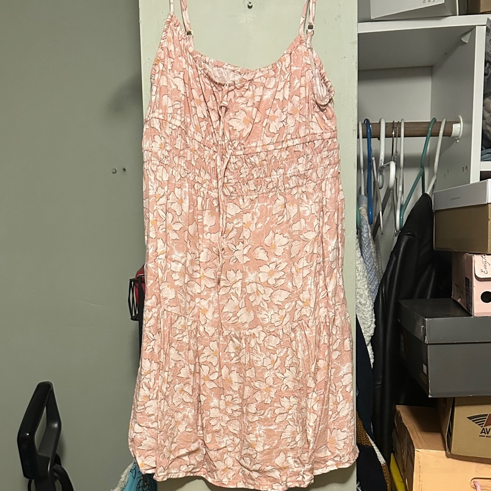 Hurley Peach and White Floral Top